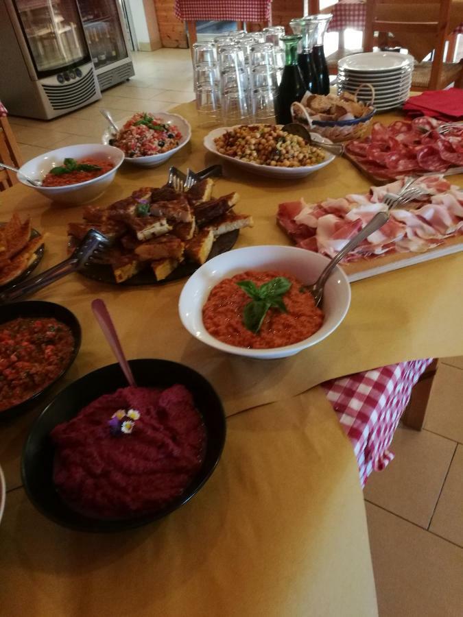 Il Rio Di Vorno Hotell Capannori Eksteriør bilde